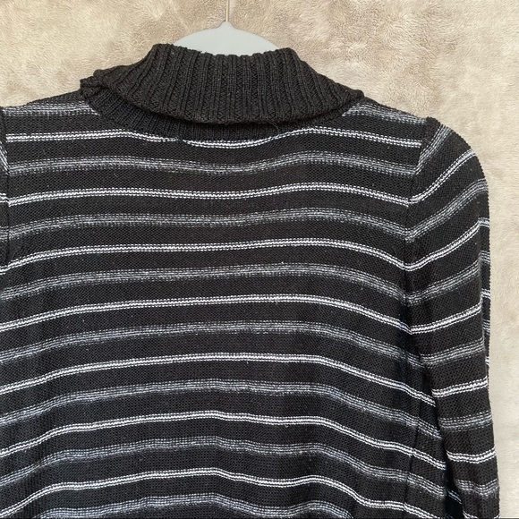 AB Studio Black and White Striped Cardigan - Picture 7 of 12